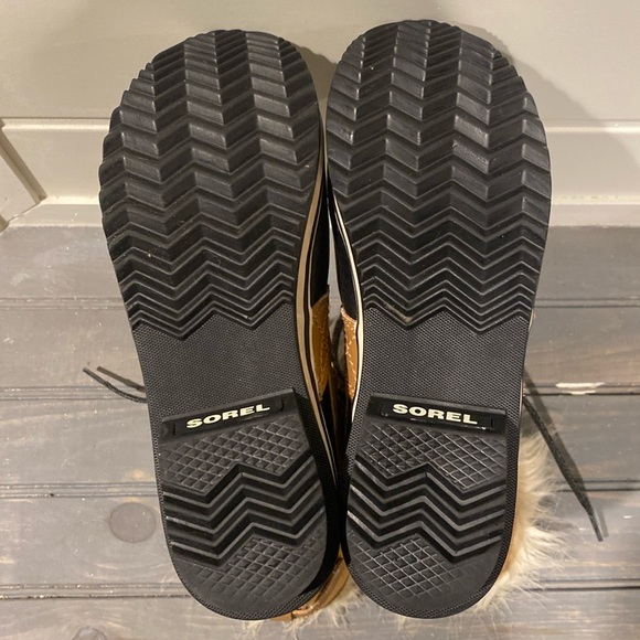 Sorel women’s Torino II winter boot. - Picture 2 of 4
